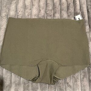VICTORIA’S SECRET PINK NO SHOW BOYSHORT PANTY STRETCH OLIVE GREEN LARGE NEW TAGS